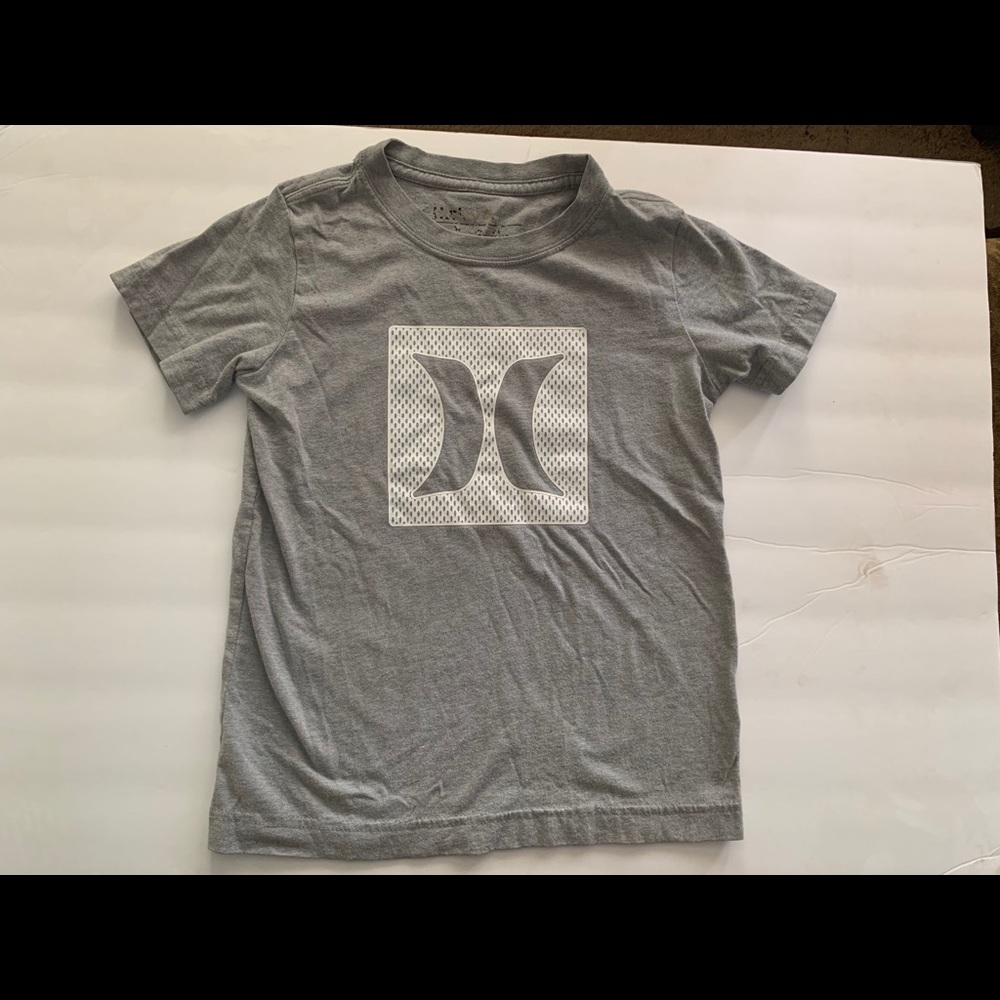Boys Hurley tee shirt size 6